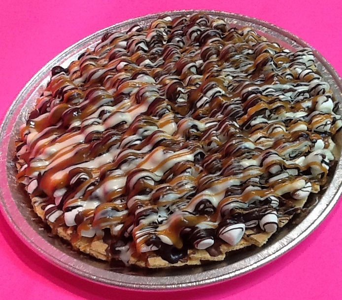 Caramel S'mores Chocolate PizzaChocolateOur famous Caramel S'mores Chocolate Pizza is three kinds of chocolate, marshmallows, graham crackers and topped with drizzled caramel. Best when served warm.
Same D