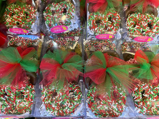 Holiday/Christmas Pretzel Gift Box Chocolate Covered Pretzels Sweeties Candy Cottage   